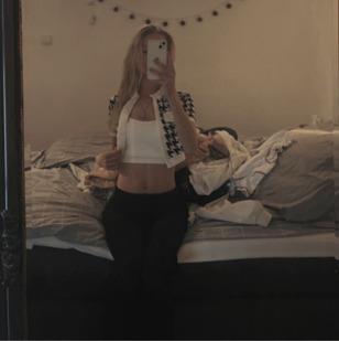 Josefine avatar